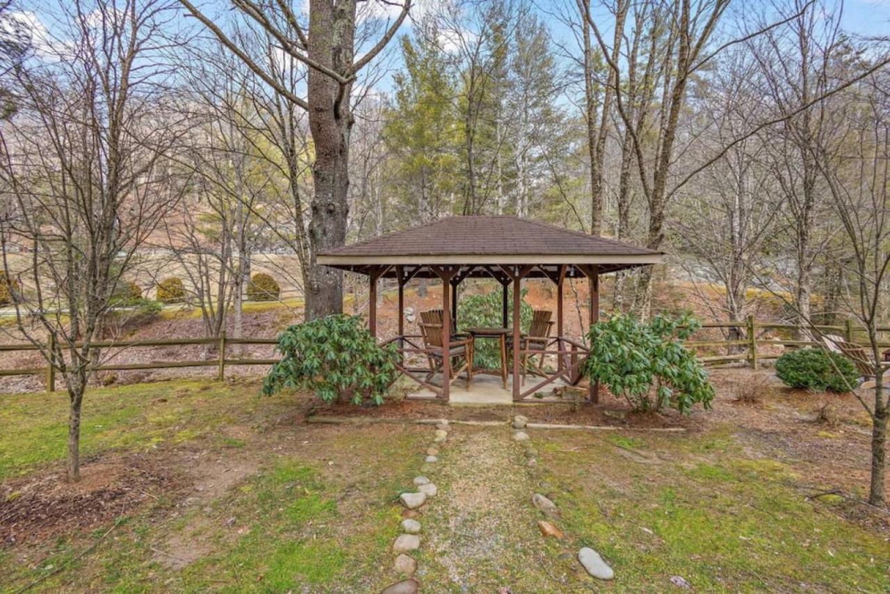 Log Cabin On Peaceful River Blowing Rock Exteriör bild